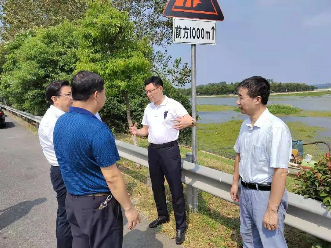 淮安水利局 市水利局局长沈启涛专题调研推动金宝航道"三水"清除工作